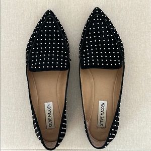 Steve Madden Black Studded Flats